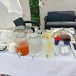 Διαμέρισμα Eden Εξαμίλιο