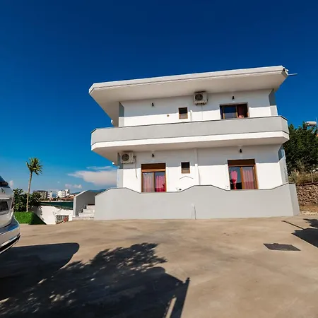Vila Eden *